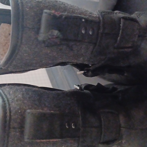 UGG Simmens Moto Boots Black Leather, Gray Flannel Mid Calf Women's 10 - Picture 16 of 16